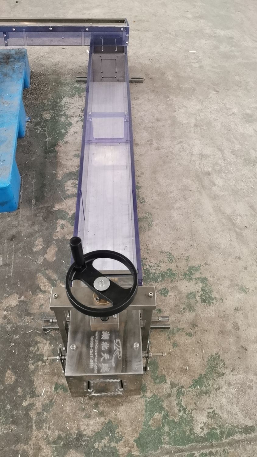 PVC Multi-cavity High-speed Extrusion Mold For Plastic Molding Machine