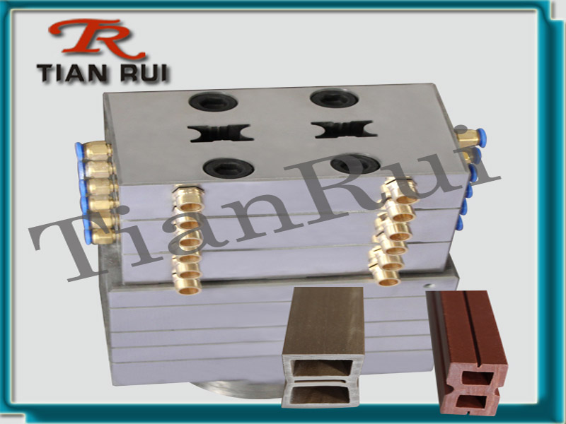 decking extrusion mould